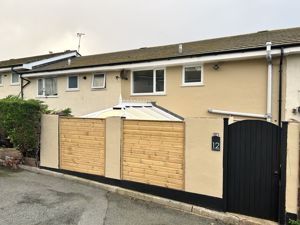 Photo 1- click for photo gallery